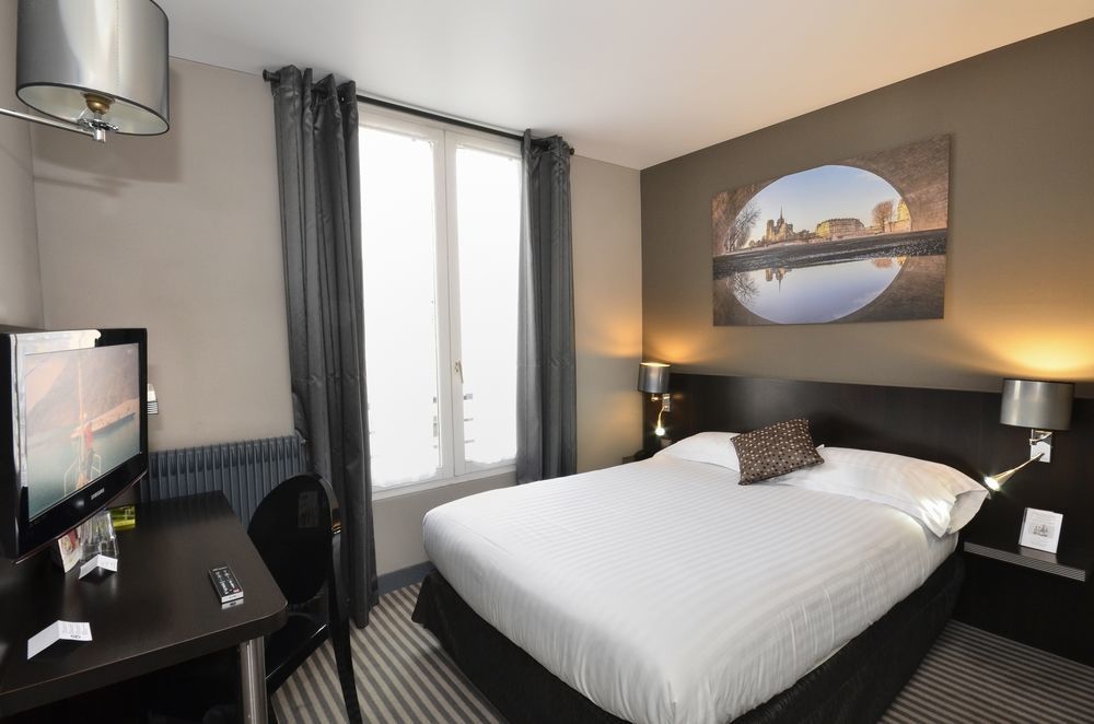 Logis Hotel Jardin De Villiers Paris Exterior photo